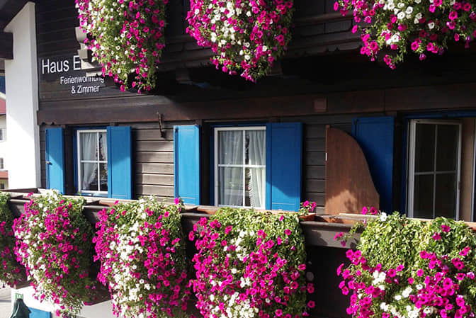 旅游小鎮(zhèn)景觀提升民宿客棧陽臺花園